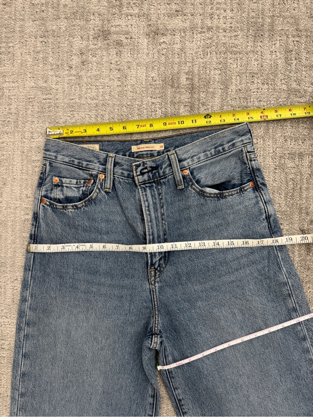 Levi’s Ribcage Wide Leg Jeans 28x34 - Picture 11 of 11